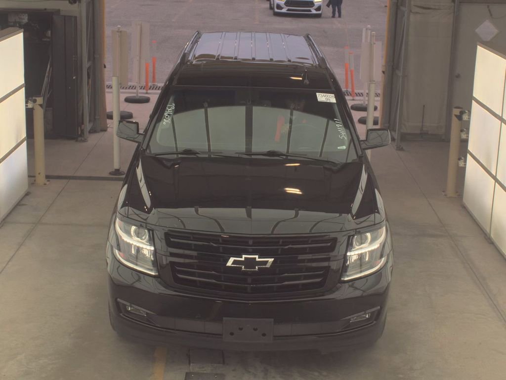Used 2019 Chevrolet Suburban Premier image 2