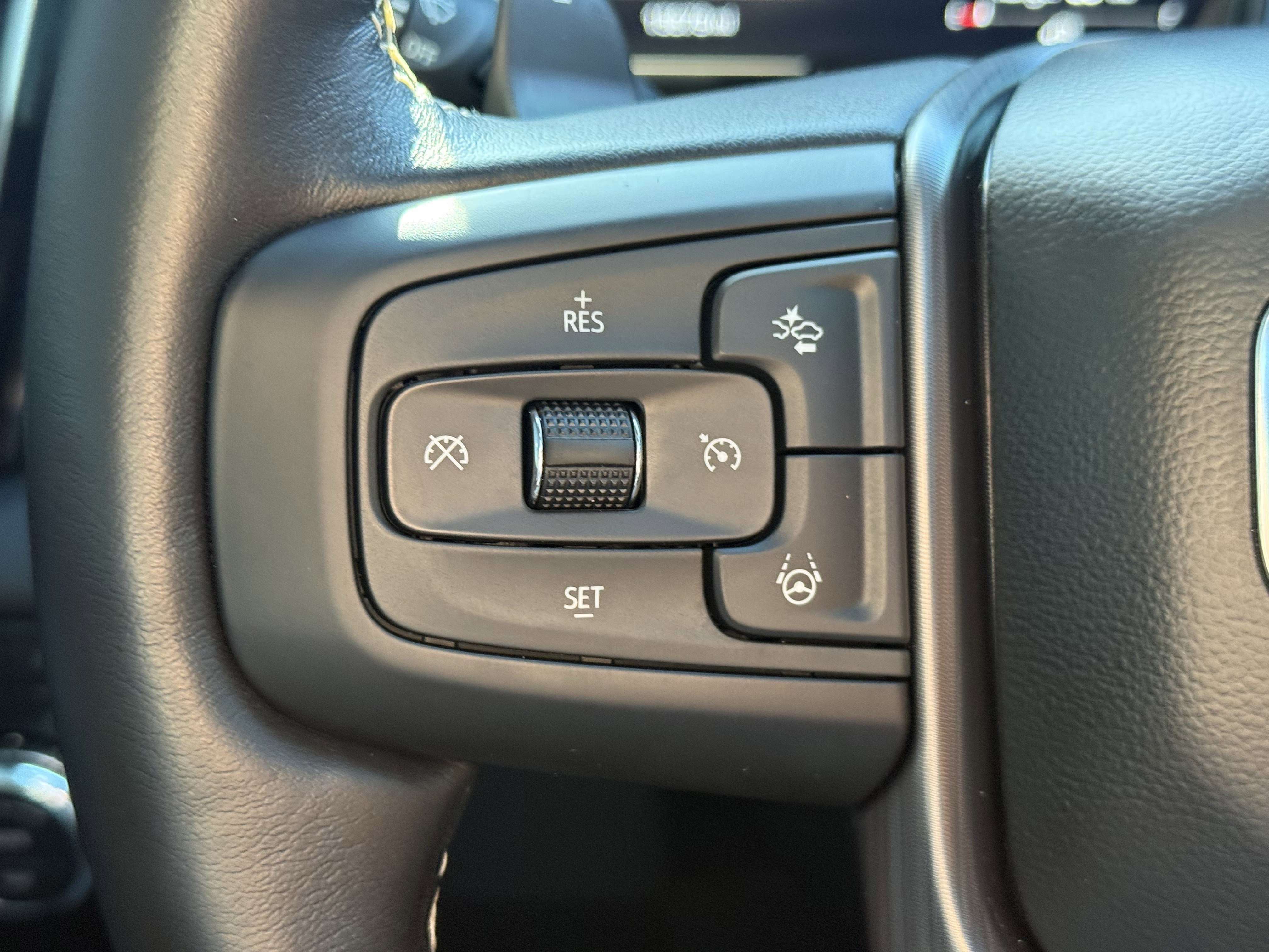 Used 2025 GMC Sierra 1500 Denali Ultimate image 15