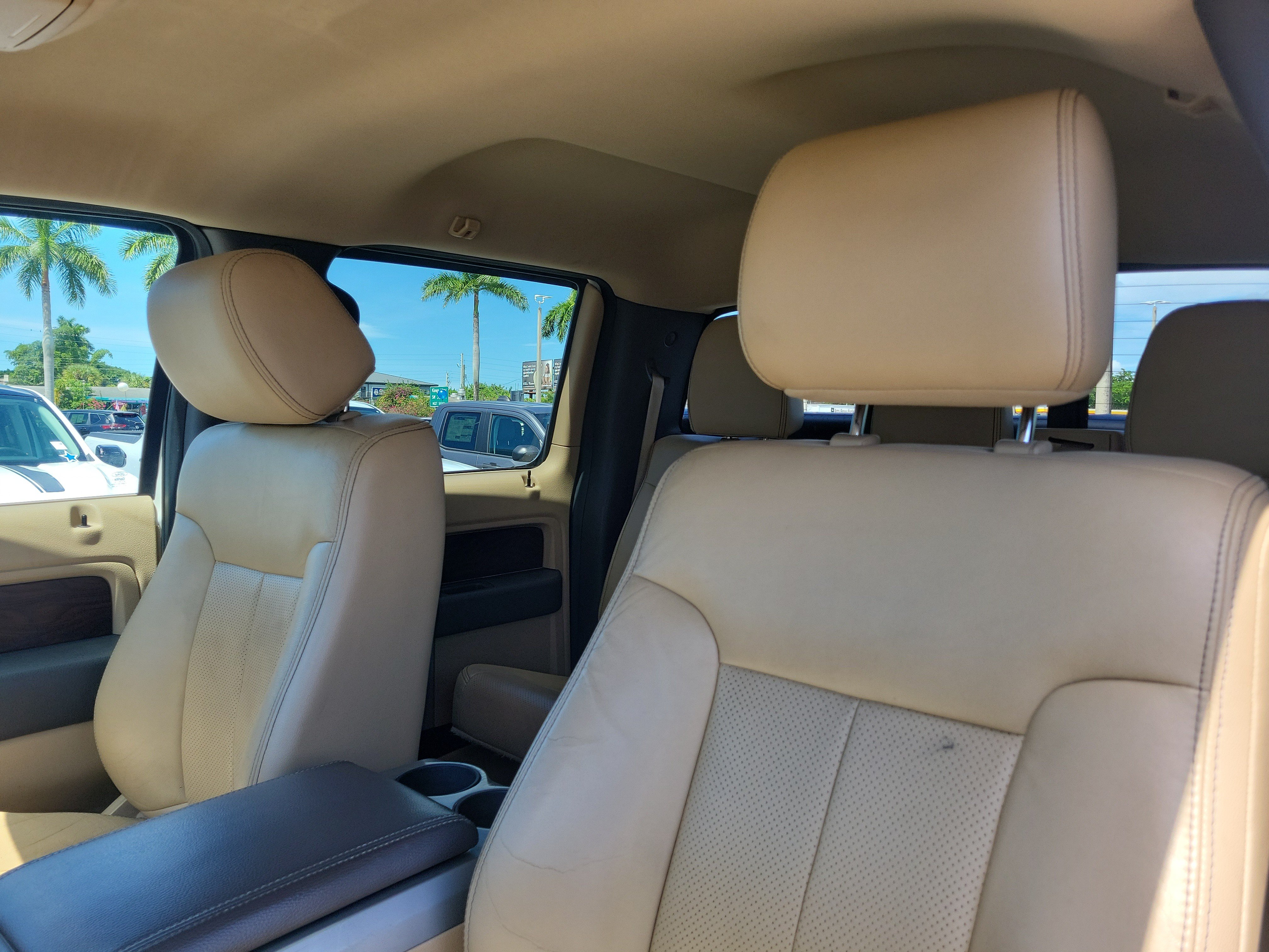 Used 2012 Ford F150 Lariat w/ Lariat Chrome Pkg AWD/4WD image 12