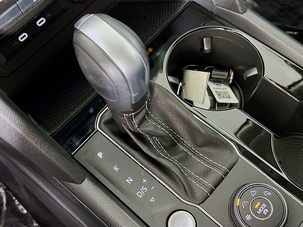 Used 2023 Volkswagen Atlas SE w/ Panoramic Sunroof Package image 15