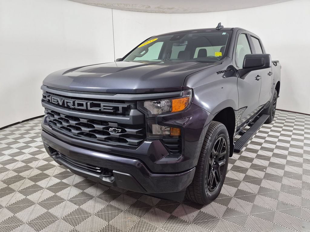 Used 2023 Chevrolet Silverado 1500 Custom w/ LPO, Dark Essentials Package AWD/4WD image 7