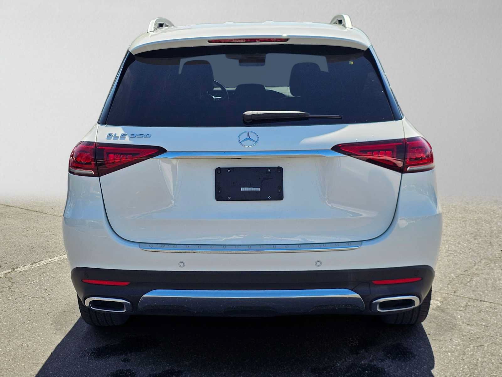 Used 2021 Mercedes-Benz GLE 350 w/ Premium Package image 4