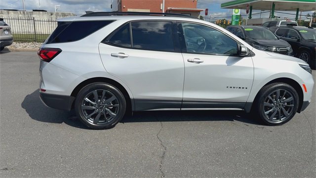 Certified 2022 Chevrolet Equinox RS w/ RS Leather Package image 9