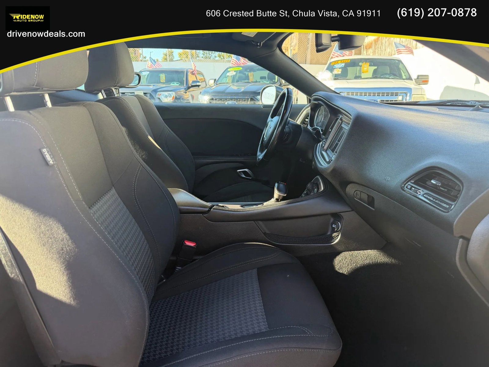 Used 2019 Dodge Challenger SXT image 14