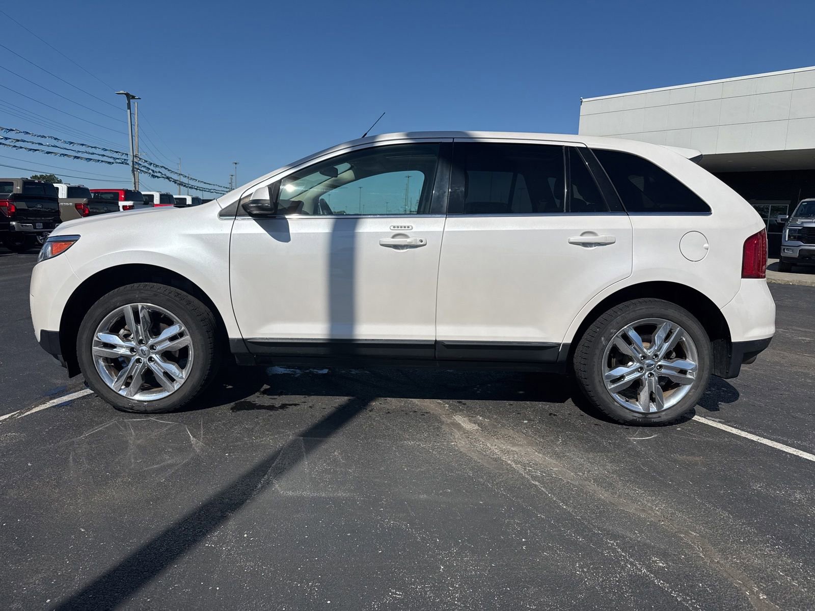 Used 2014 Ford Edge Limited w/ Equipment Group 302A FWD image 14