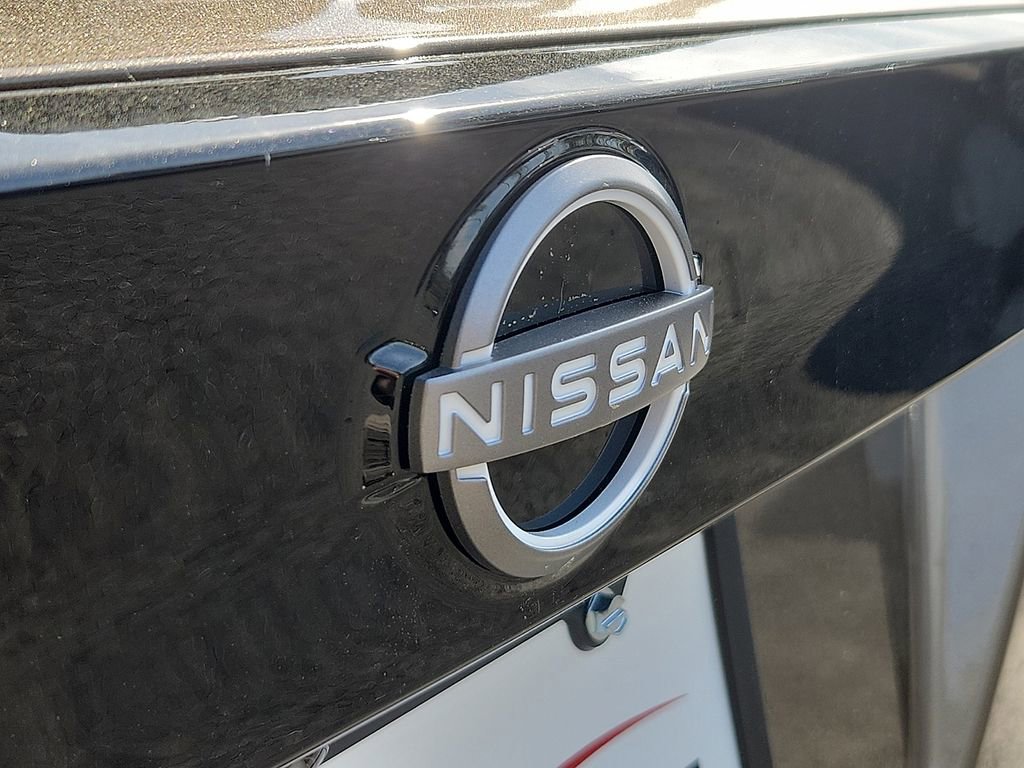 New 2026 Nissan Kicks SR FWD image 11