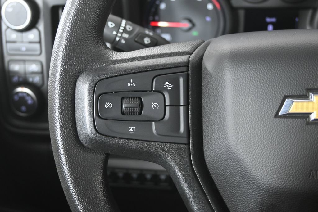 Used 2025 Chevrolet Silverado 3500 W/T image 35