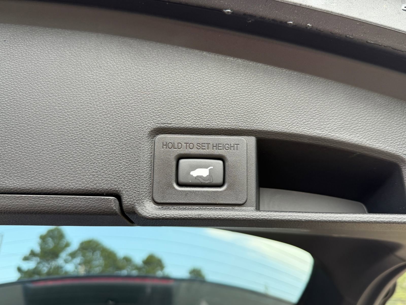 Used 2025 Acura RDX w/ Technology Package image 18