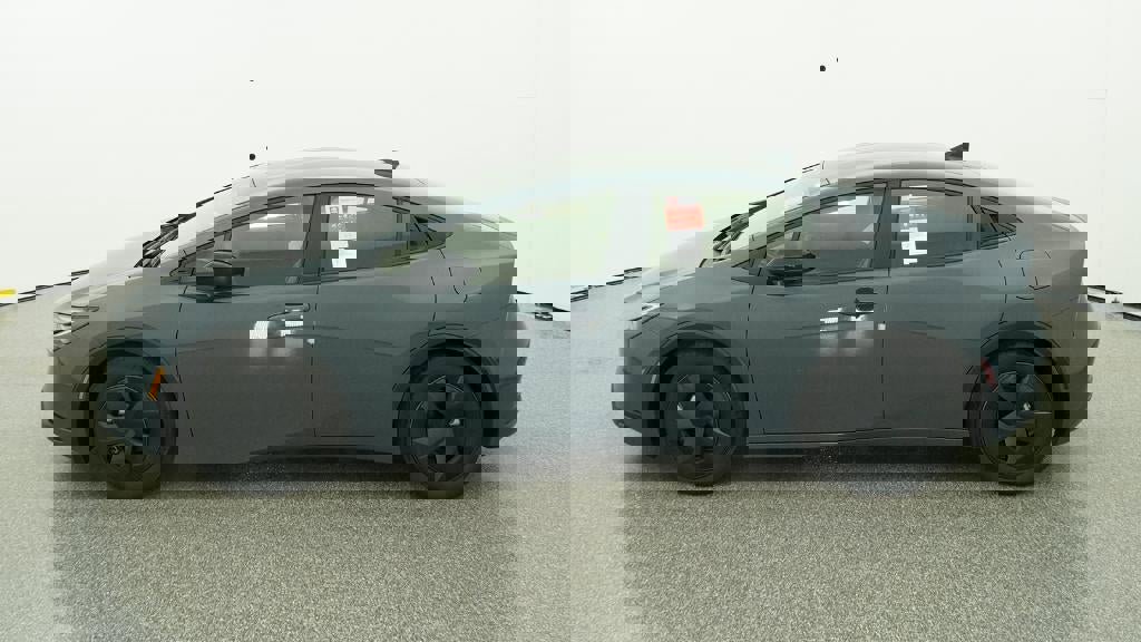 New 2026 Toyota Prius LE image 3