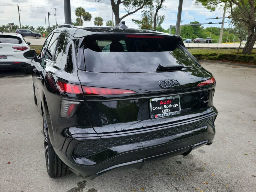 New 2026 Audi Q3 quattro 2.0T AWD/4WD image 12