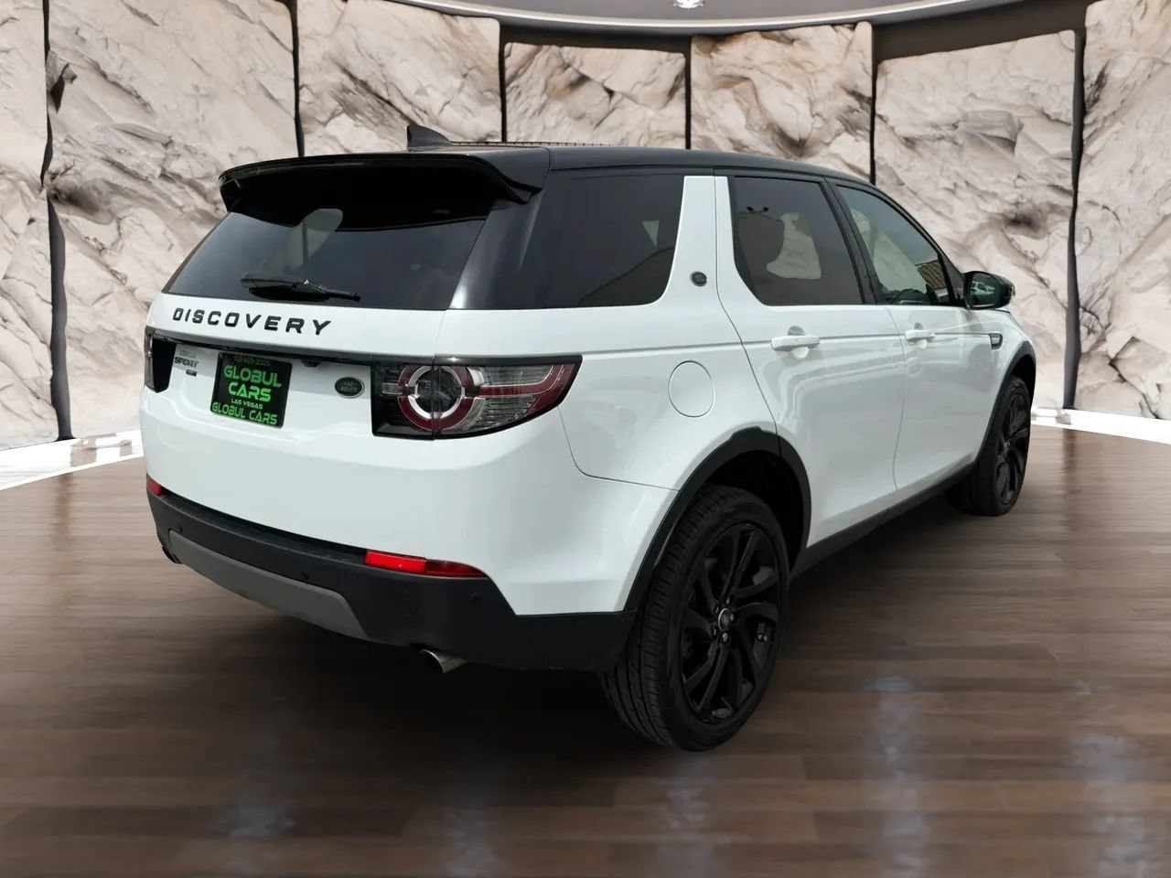 Used 2018 Land Rover Discovery Sport HSE Luxury AWD/4WD image 5