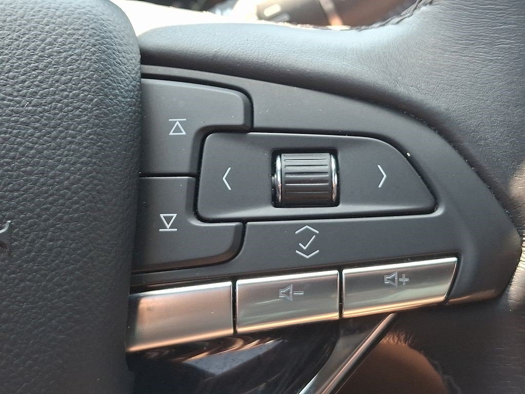 Certified 2024 Cadillac XT6 Premium Luxury w/ Technology Package AWD/4WD image 20