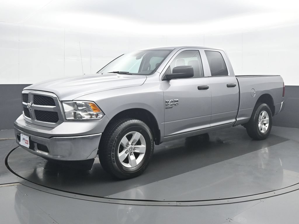 Used 2024 RAM 1500 Classic SLT AWD/4WD image 2