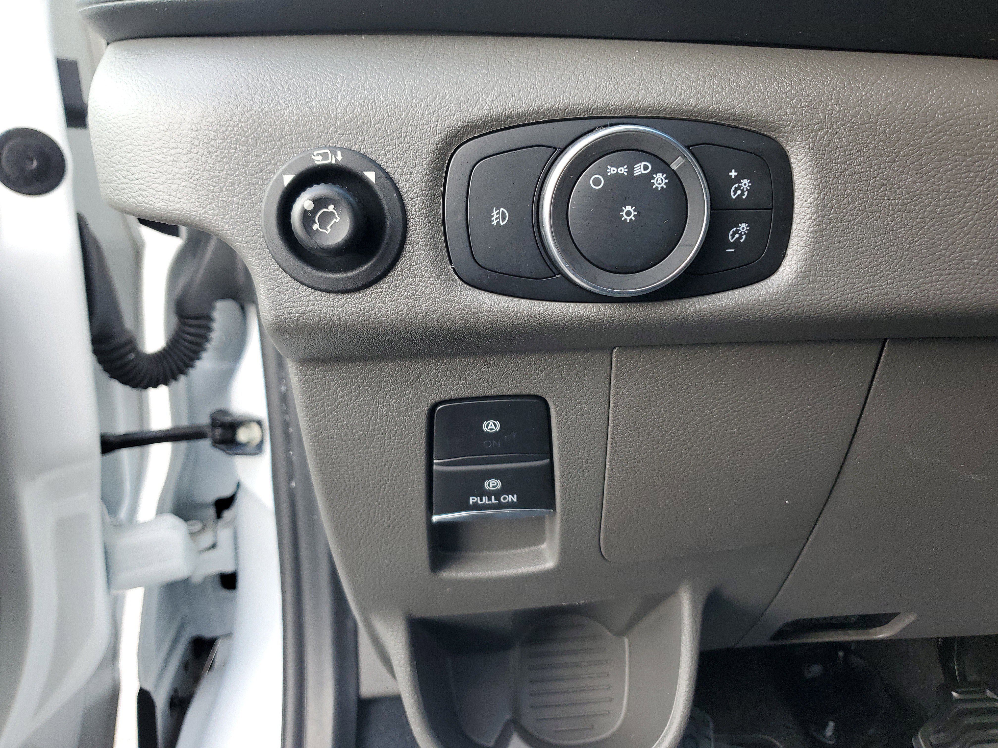 Used 2024 Ford Transit 350 XLT image 26