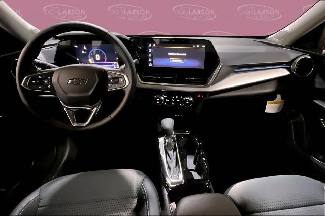 New 2026 Chevrolet Trax LT w/ Midnight Edition FWD image 11