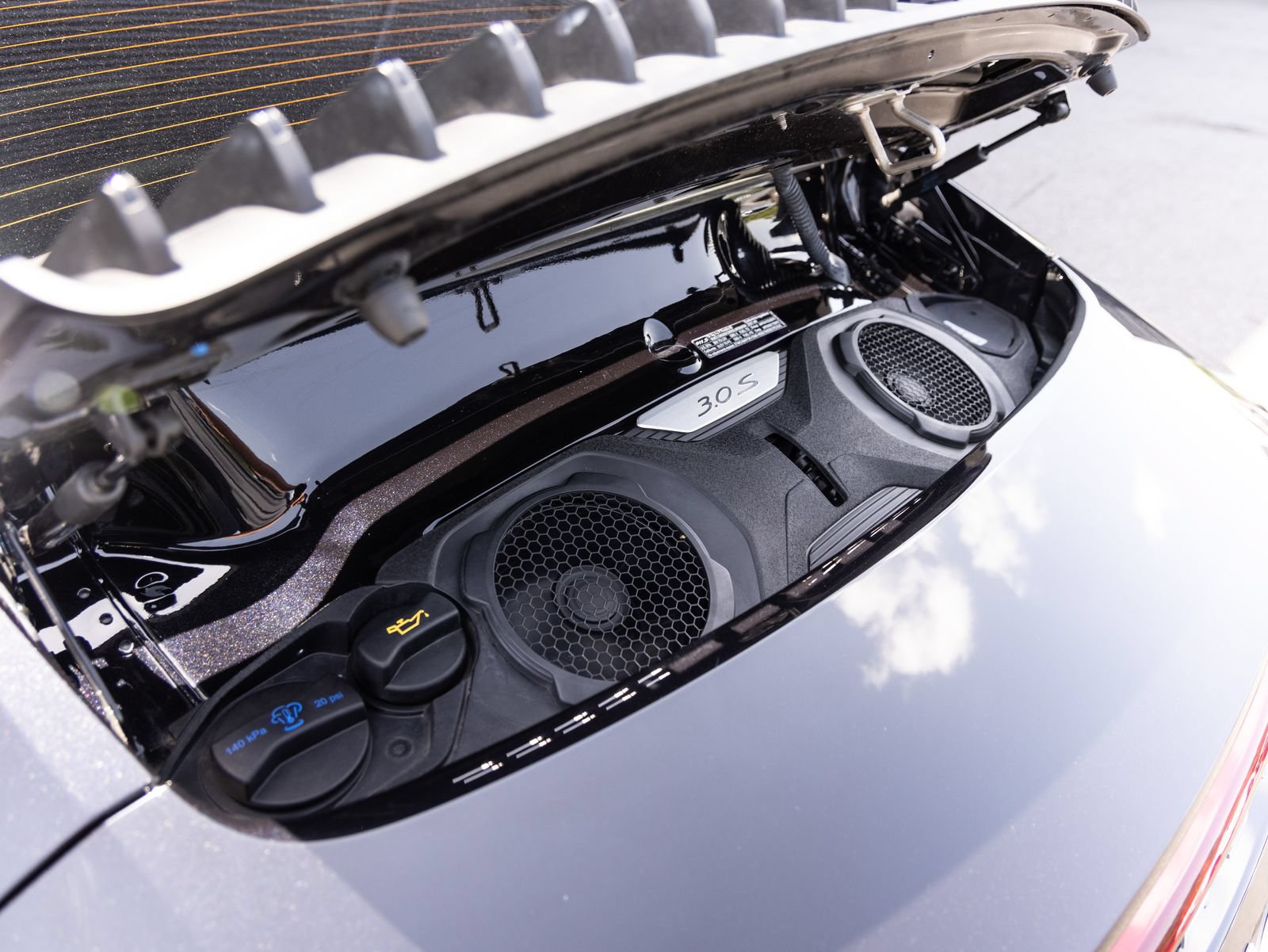 Certified 2021 Porsche 911 Carrera S RWD image 25