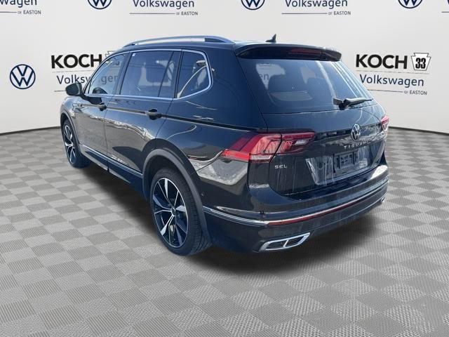 Used 2024 Volkswagen Tiguan SEL R-Line image 5