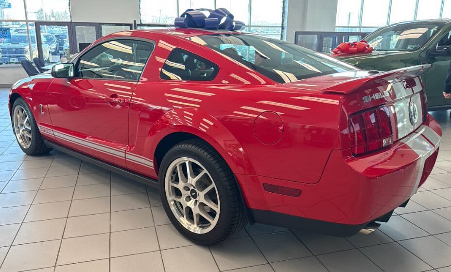 Used 2009 Ford Mustang Shelby GT500 RWD image 4