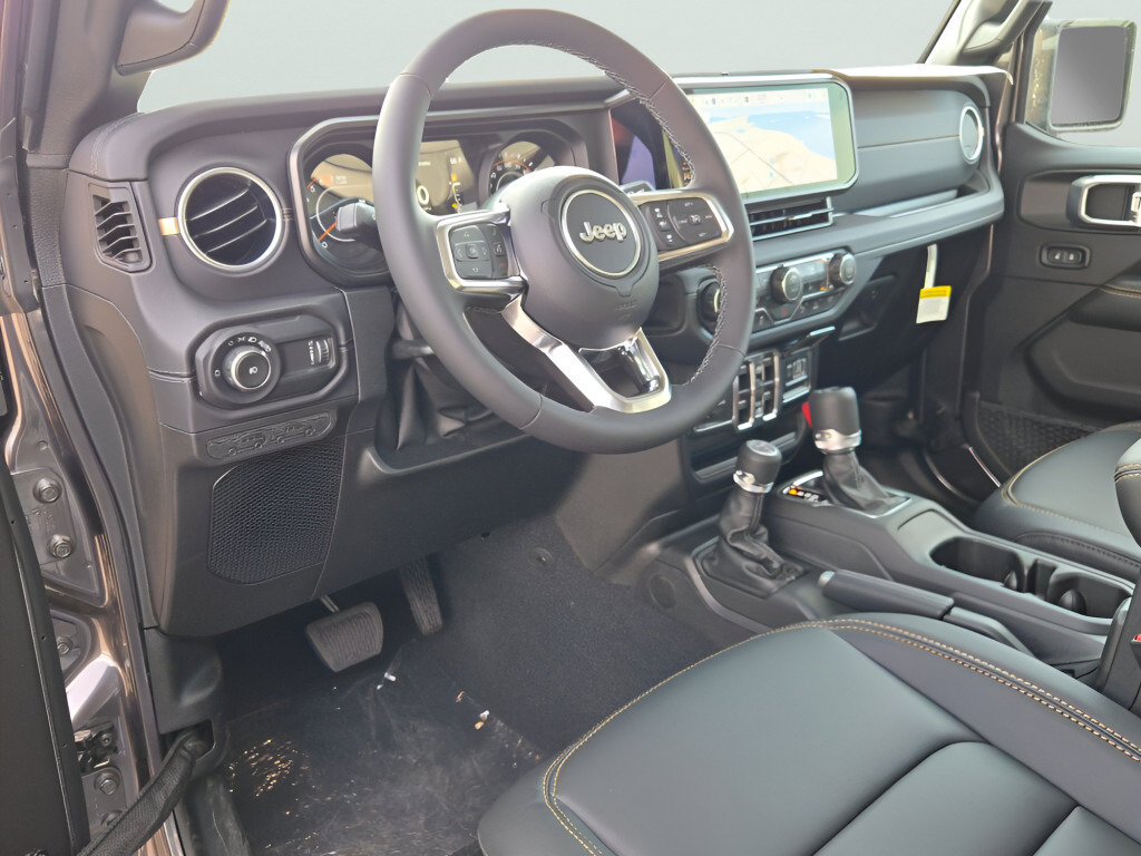 New 2026 Jeep Wrangler Unlimited Sahara AWD/4WD image 25