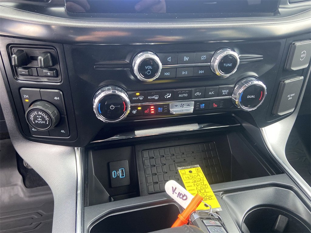 Used 2024 Ford F150 Platinum image 18