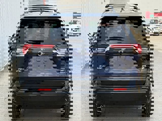 Used 2025 Toyota RAV4 XSE image 5