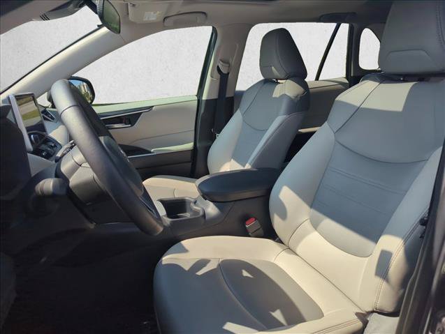 Certified 2025 Toyota RAV4 XLE Premium FWD image 21