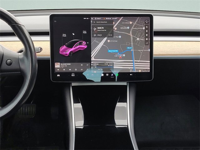 Used 2018 Tesla Model 3 Mid Range image 15