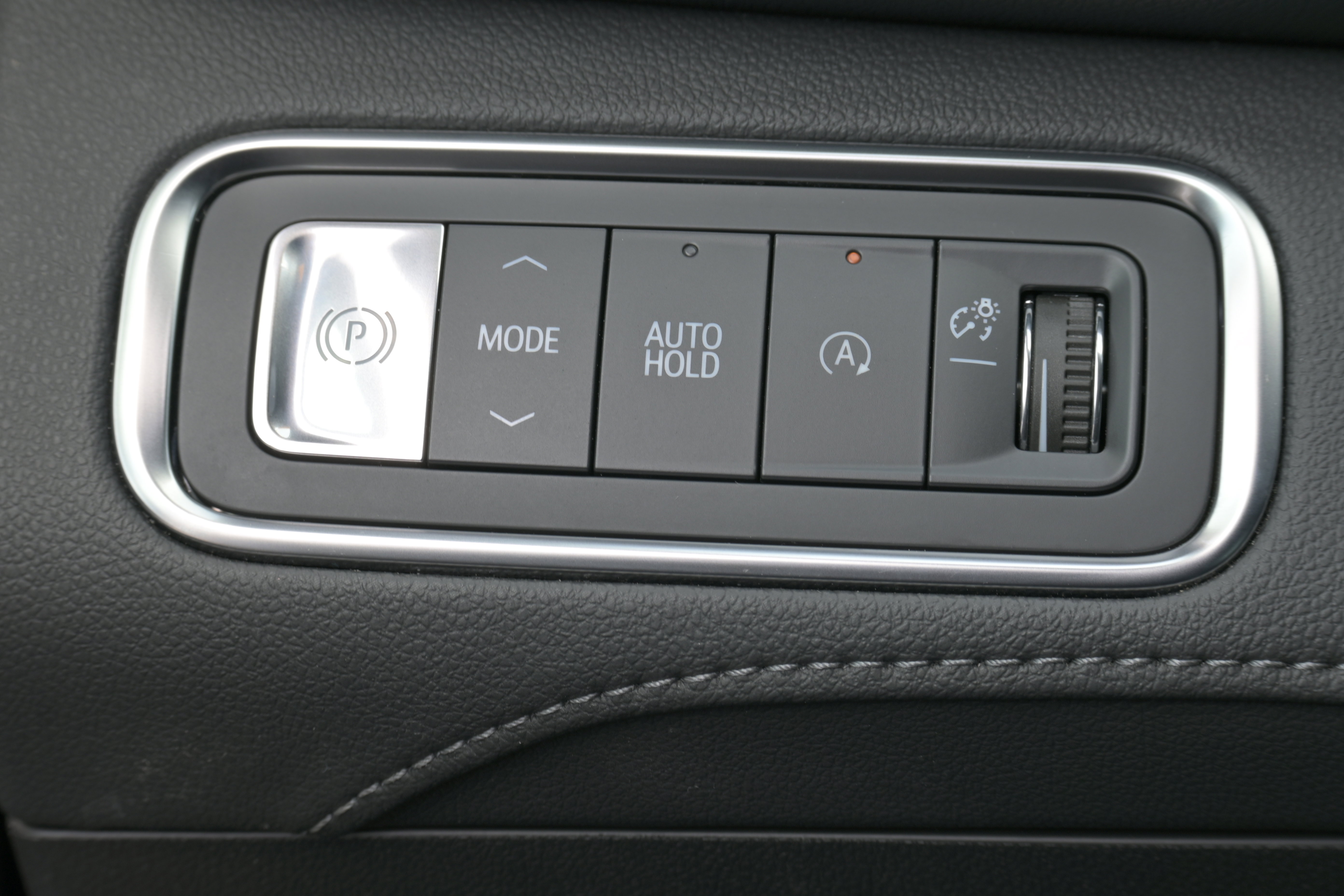 Used 2025 Buick Enclave Preferred FWD image 25