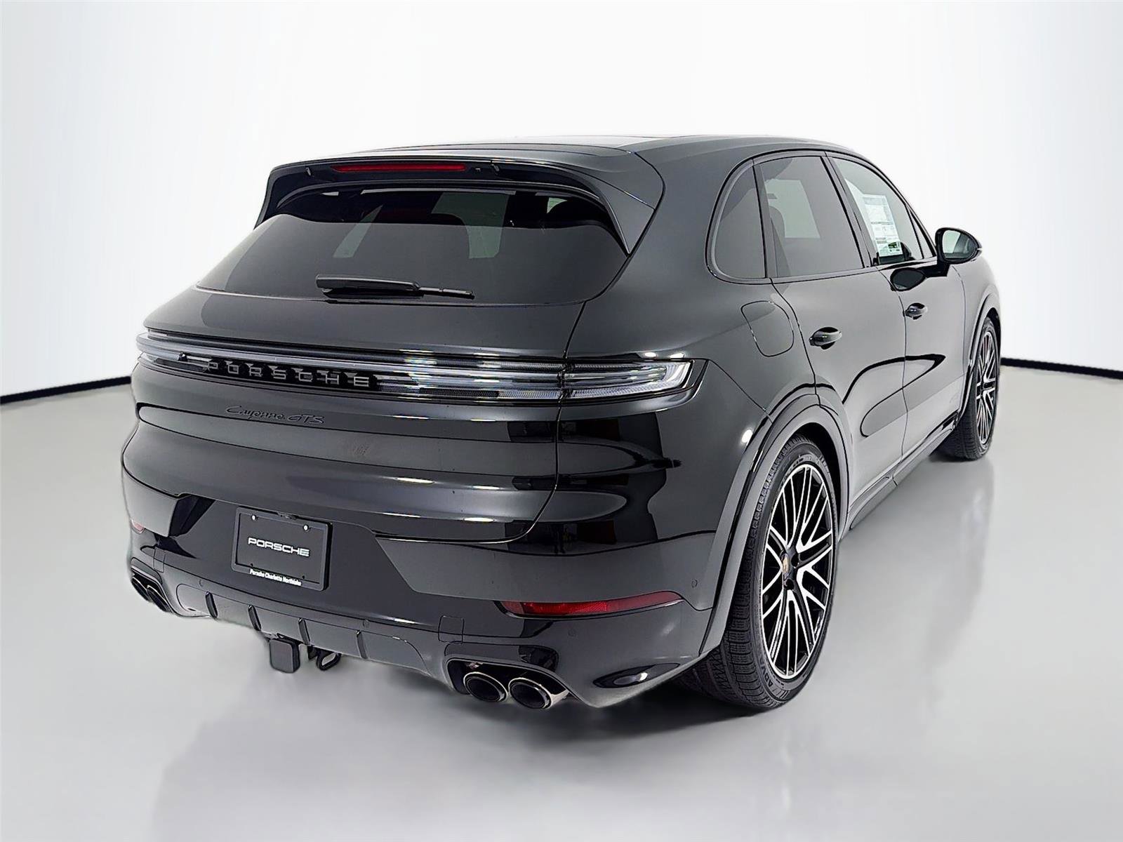 New 2026 Porsche Cayenne GTS image 22