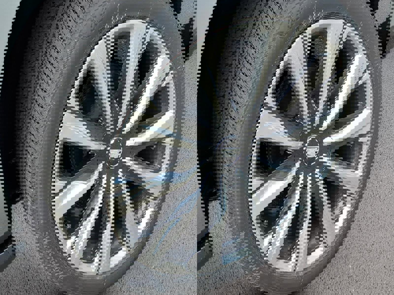 New 2026 Cadillac Escalade ESV Luxury w/ Touring Package image 9