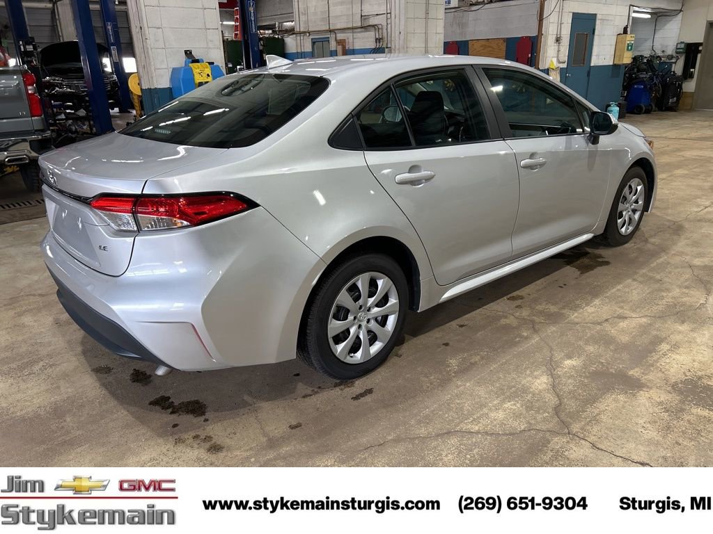 Used 2024 Toyota Corolla LE FWD image 8
