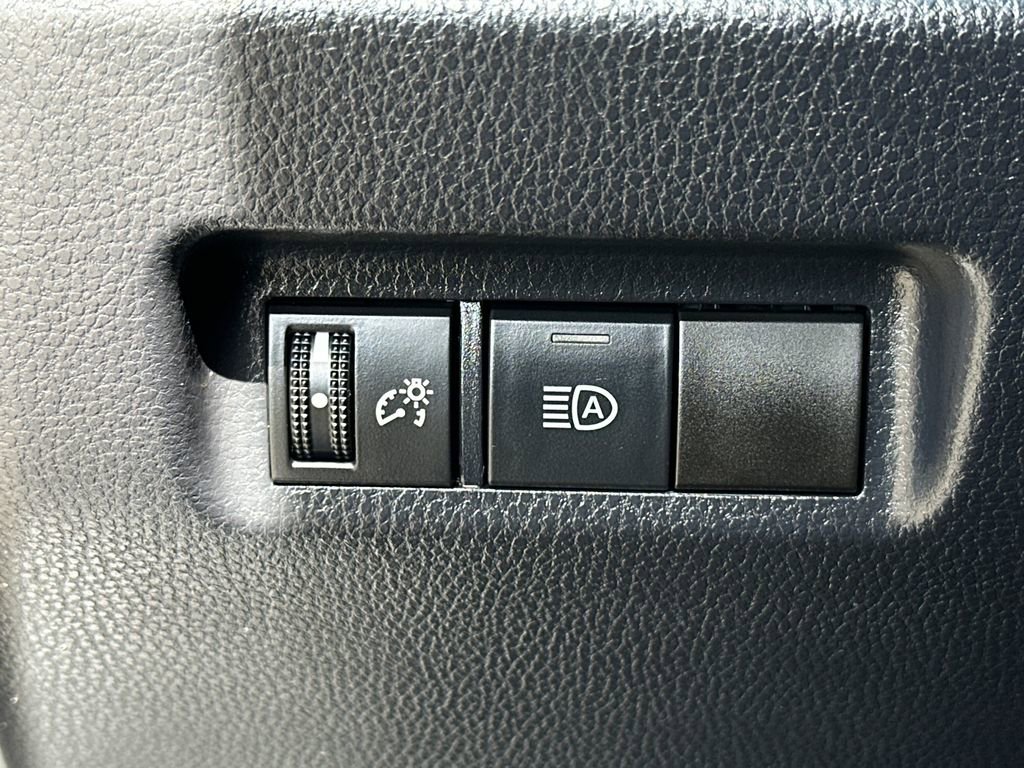 Certified 2020 Toyota RAV4 LE image 30