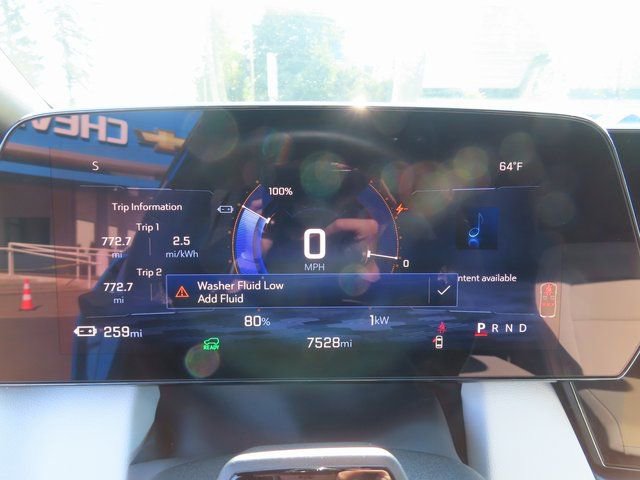 Used 2025 Chevrolet Equinox EV LT w/ Convenience Package II FWD image 17