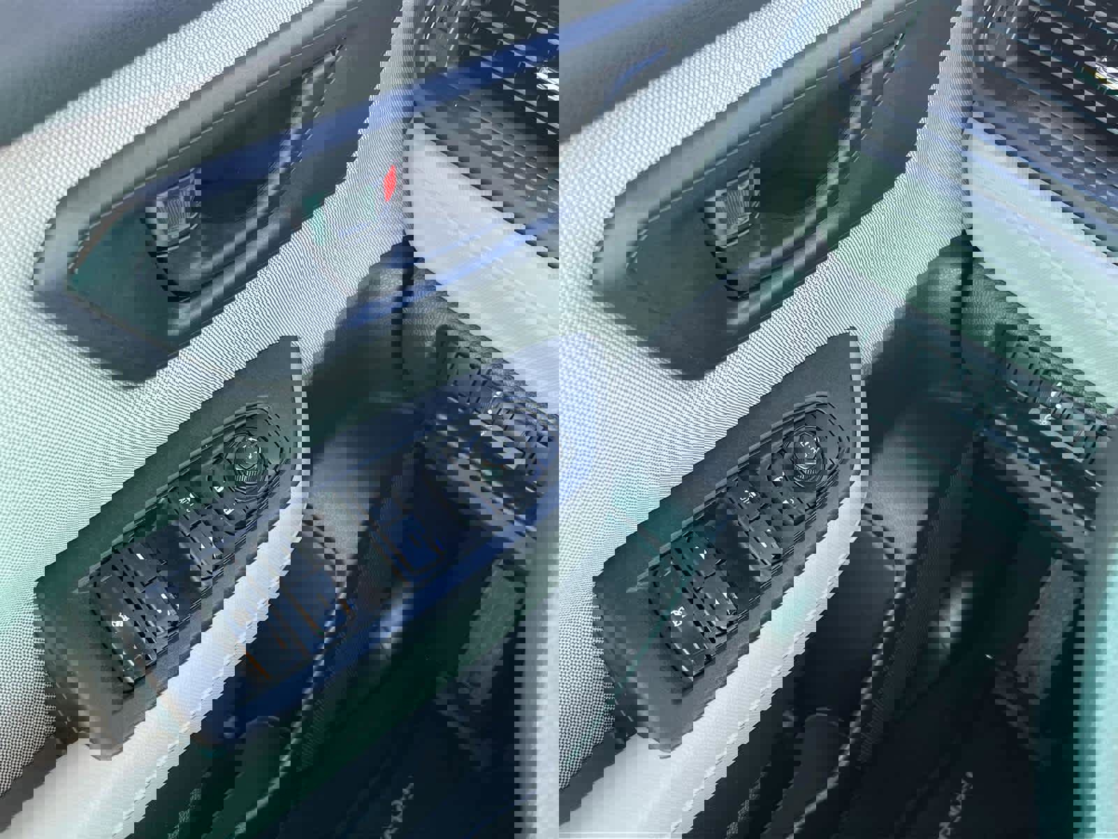 Certified 2025 Subaru Forester image 24