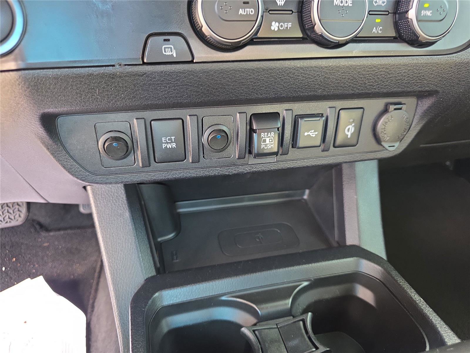 Used 2021 Toyota Tacoma TRD Sport image 27