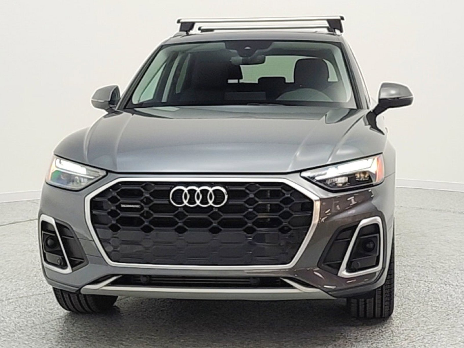 Used 2023 Audi Q5 e Premium w/ Convenience Package AWD/4WD image 2