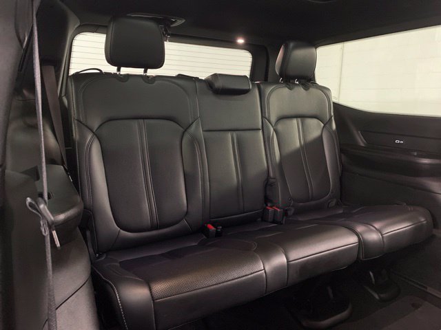 Used 2023 Jeep Wagoneer 4WD w/ Premium Group I image 88