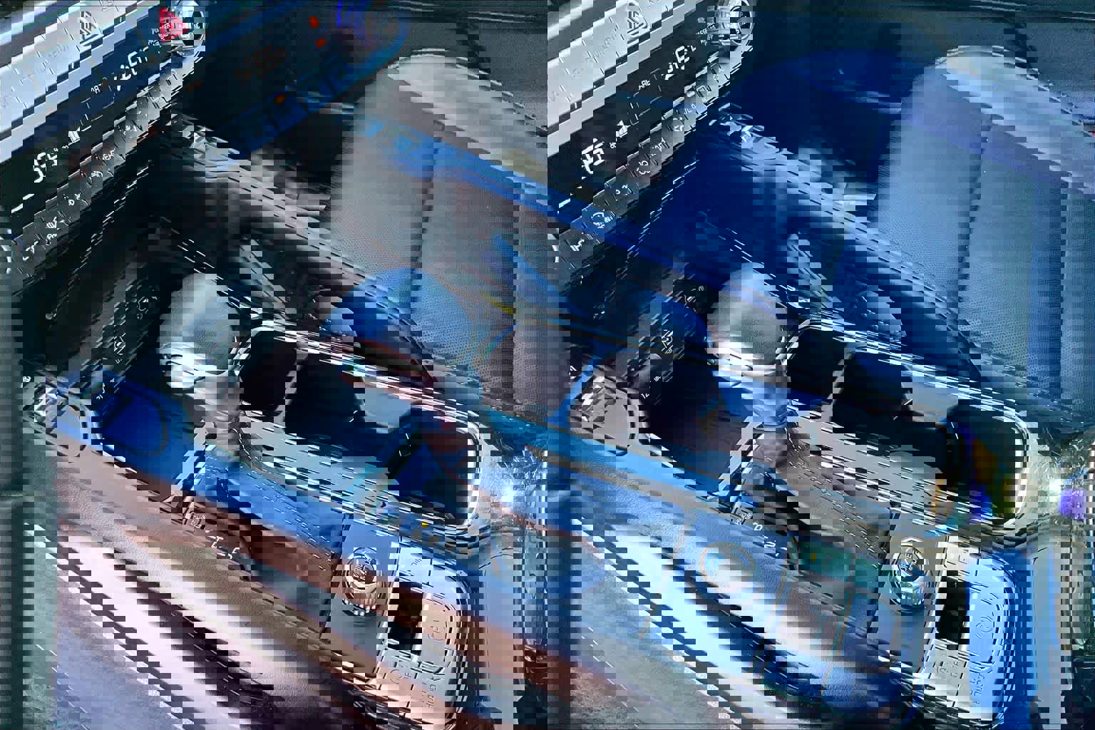 Used 2024 Kia Telluride S w/ S Sunroof Package image 16