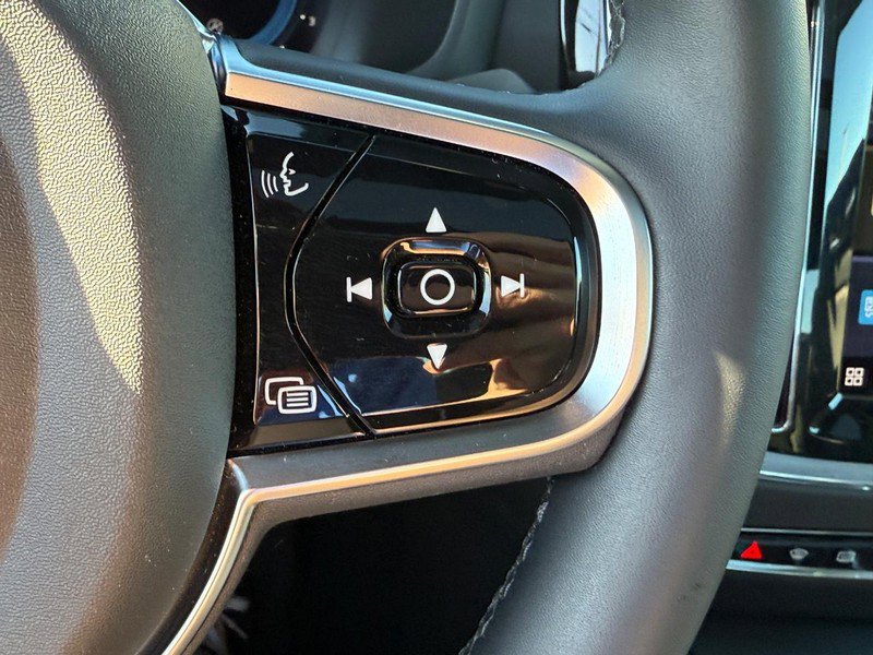 Certified 2024 Volvo S60 B5 Plus w/ Protection Package Premier image 33