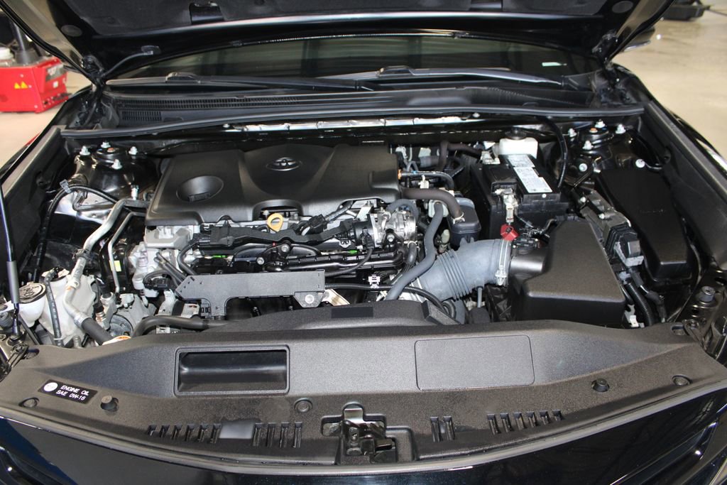 Used 2024 Toyota Camry SE AWD/4WD image 14