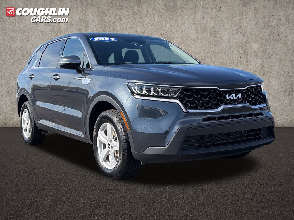 Used 2023 Kia Sorento LX