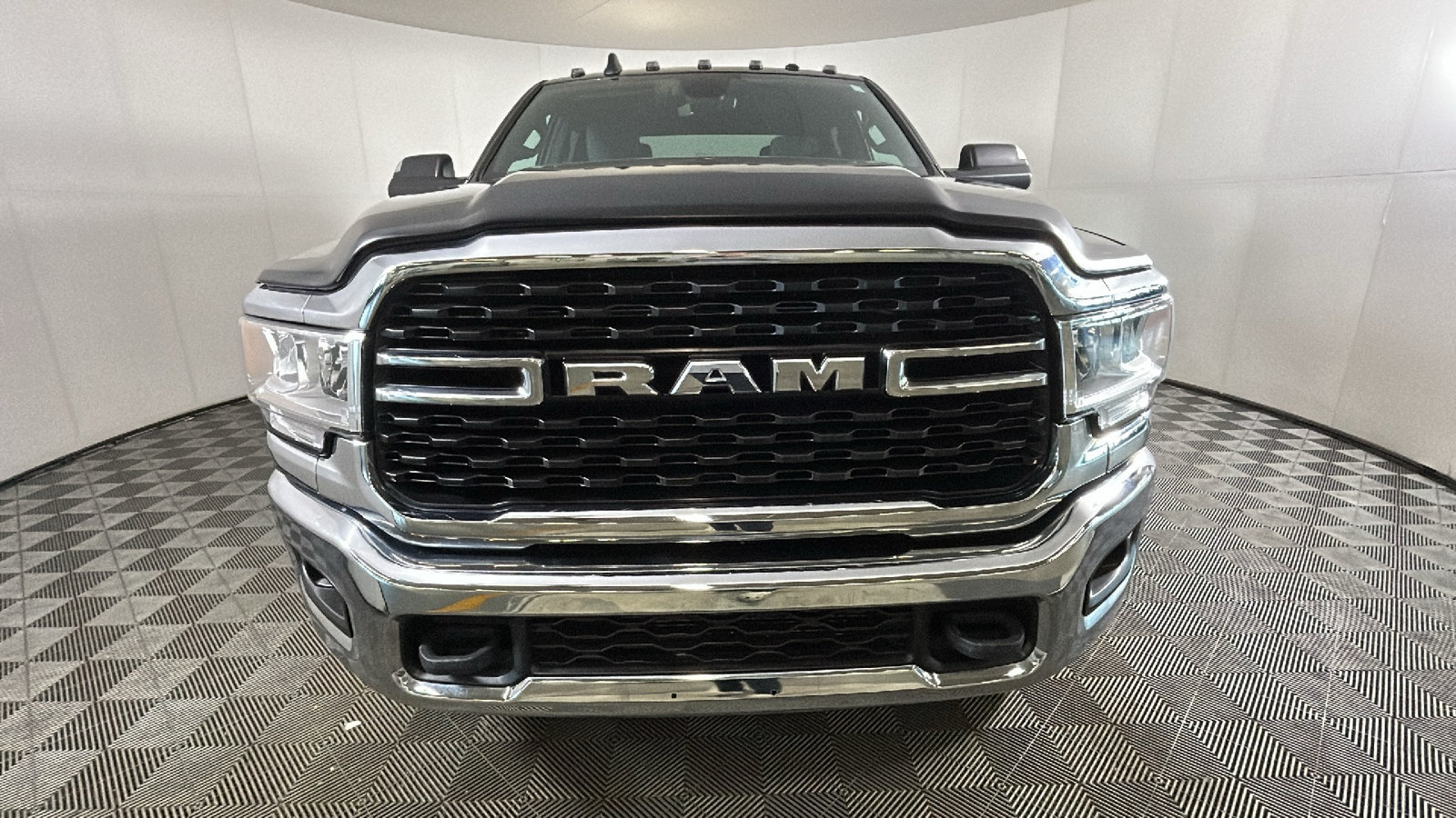 Used 2022 RAM 2500 Big Horn w/ Level A Equipment Group AWD/4WD image 9