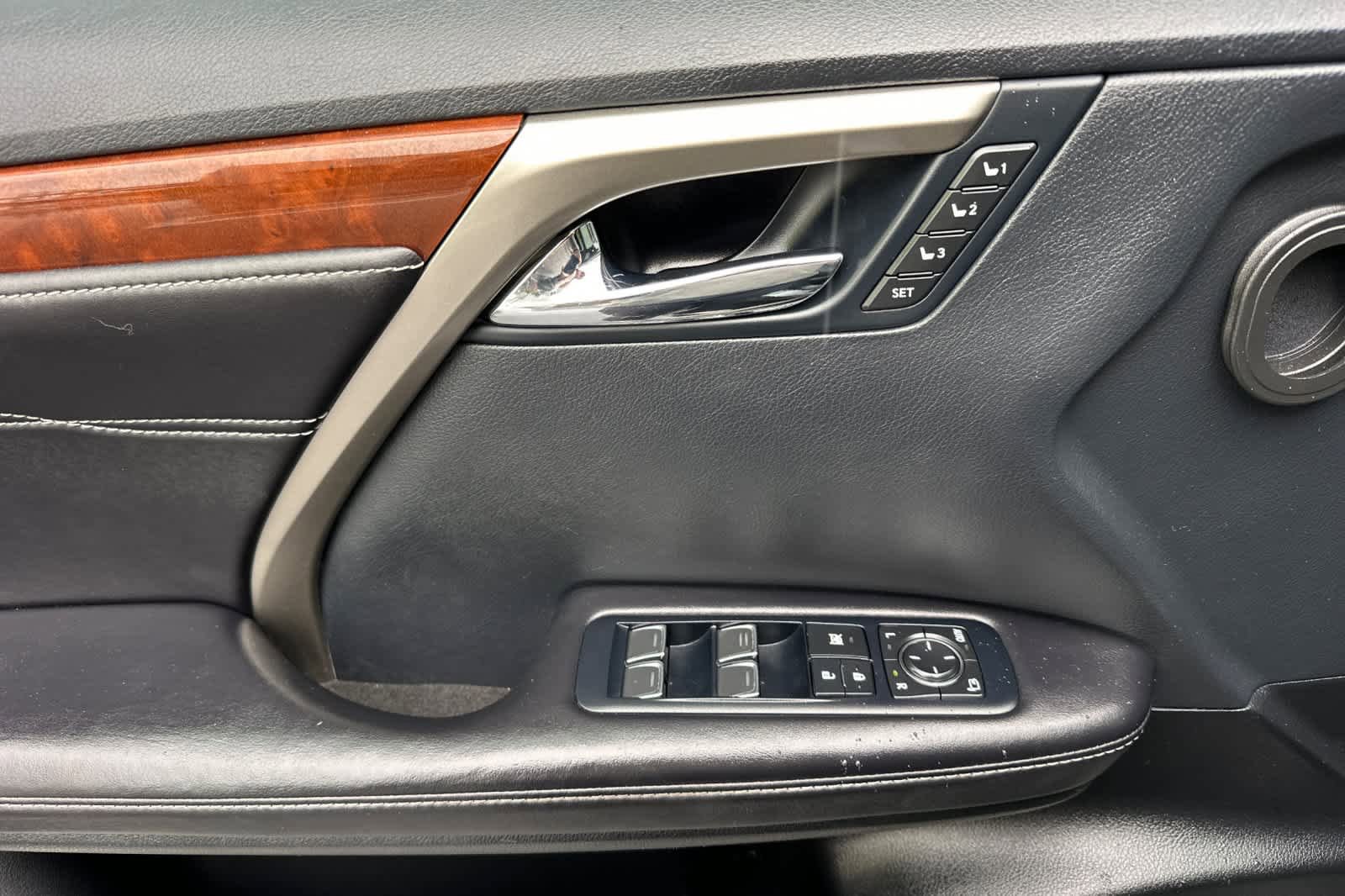 Used 2018 Lexus RX 350L AWD image 12