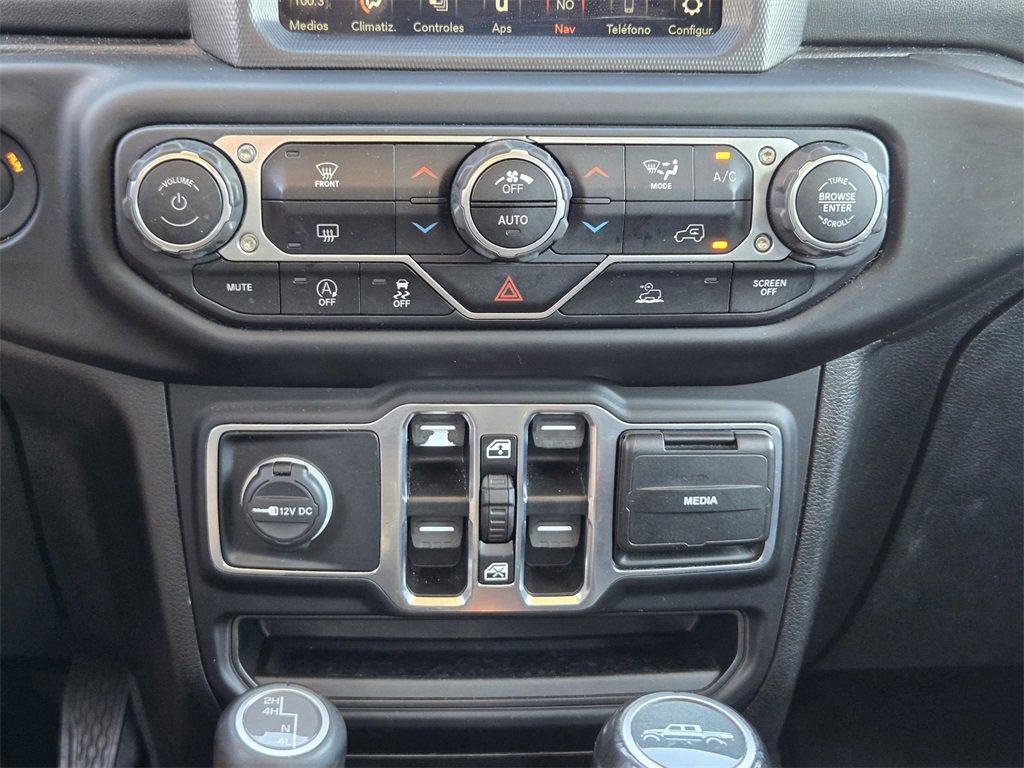 Used 2020 Jeep Gladiator Overland w/ Popular Equipment Package image 19