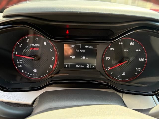 Used 2024 Chevrolet Trax RS FWD image 17