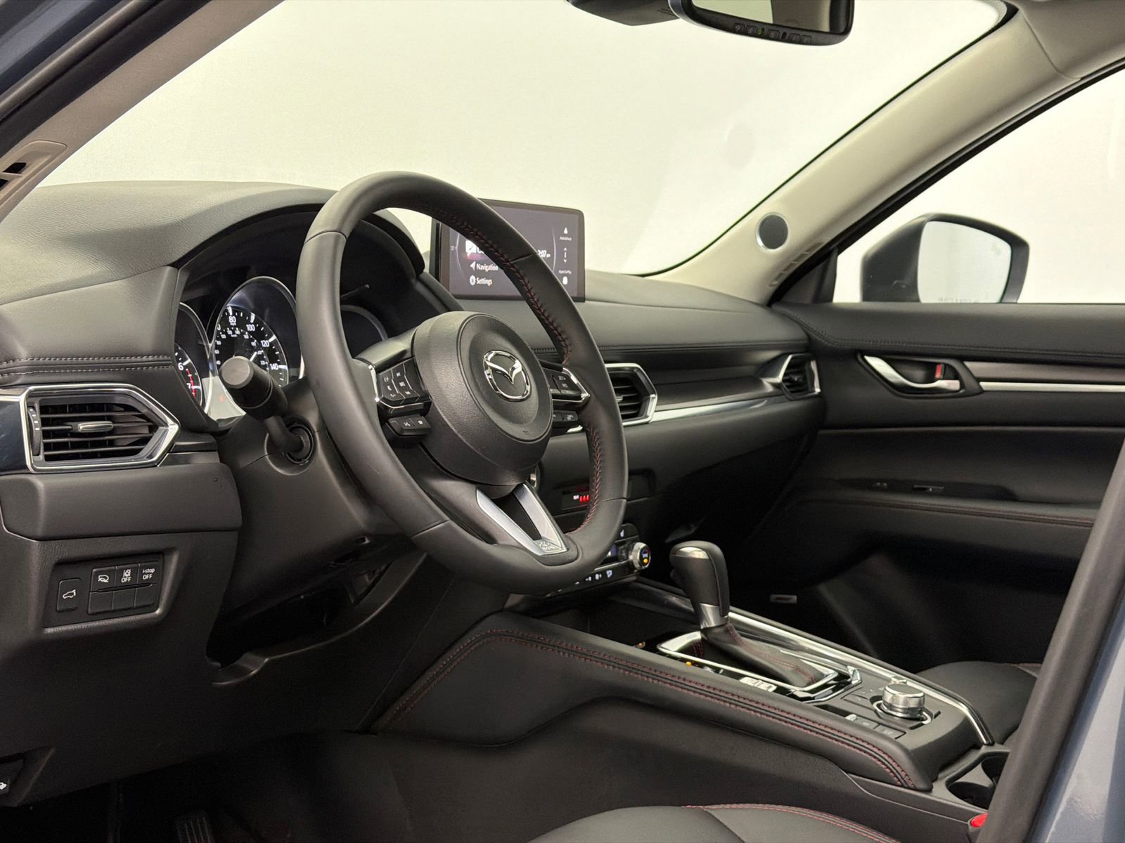 Certified 2025 MAZDA CX-5 Carbon Edition image 15