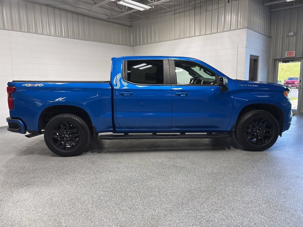 Used 2024 Chevrolet Silverado 1500 RST w/ Protection Package AWD/4WD image 8