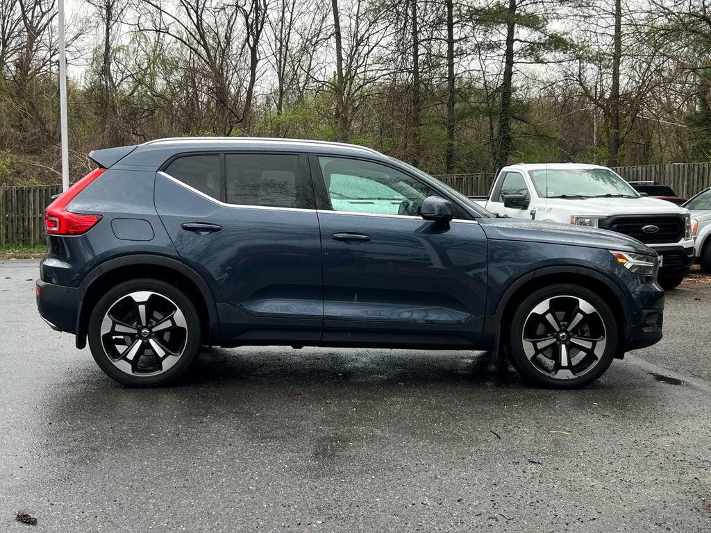 Used 2019 Volvo XC40 T5 Inscription image 8