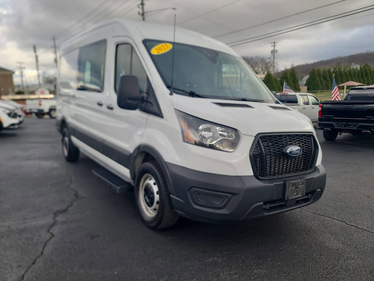 Used 2023 Ford Transit 250 250 3dr SWB Medium Roof Cargo w/ Load Area Protection Package image 2