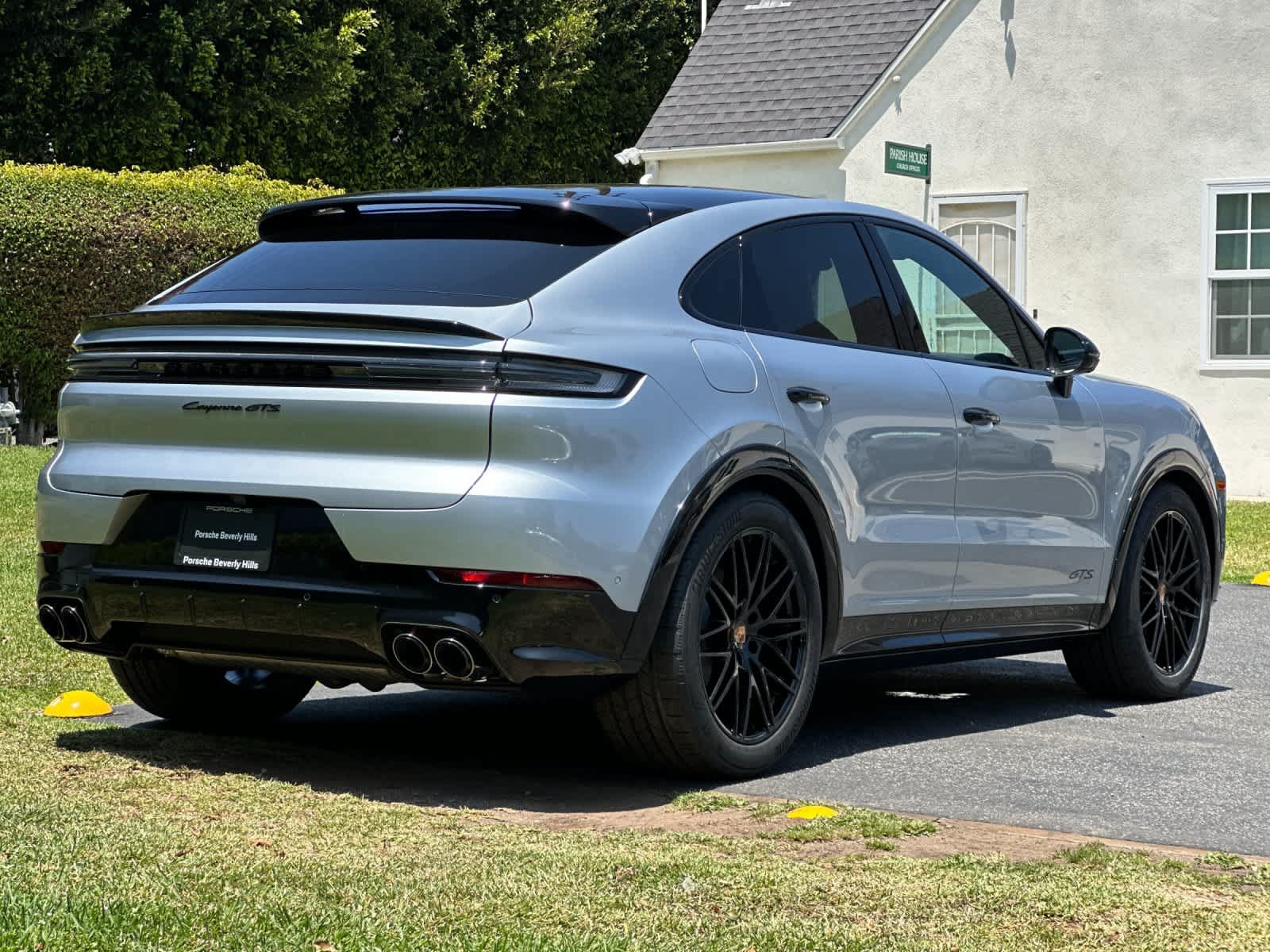 New 2026 Porsche Cayenne GTS AWD/4WD image 8